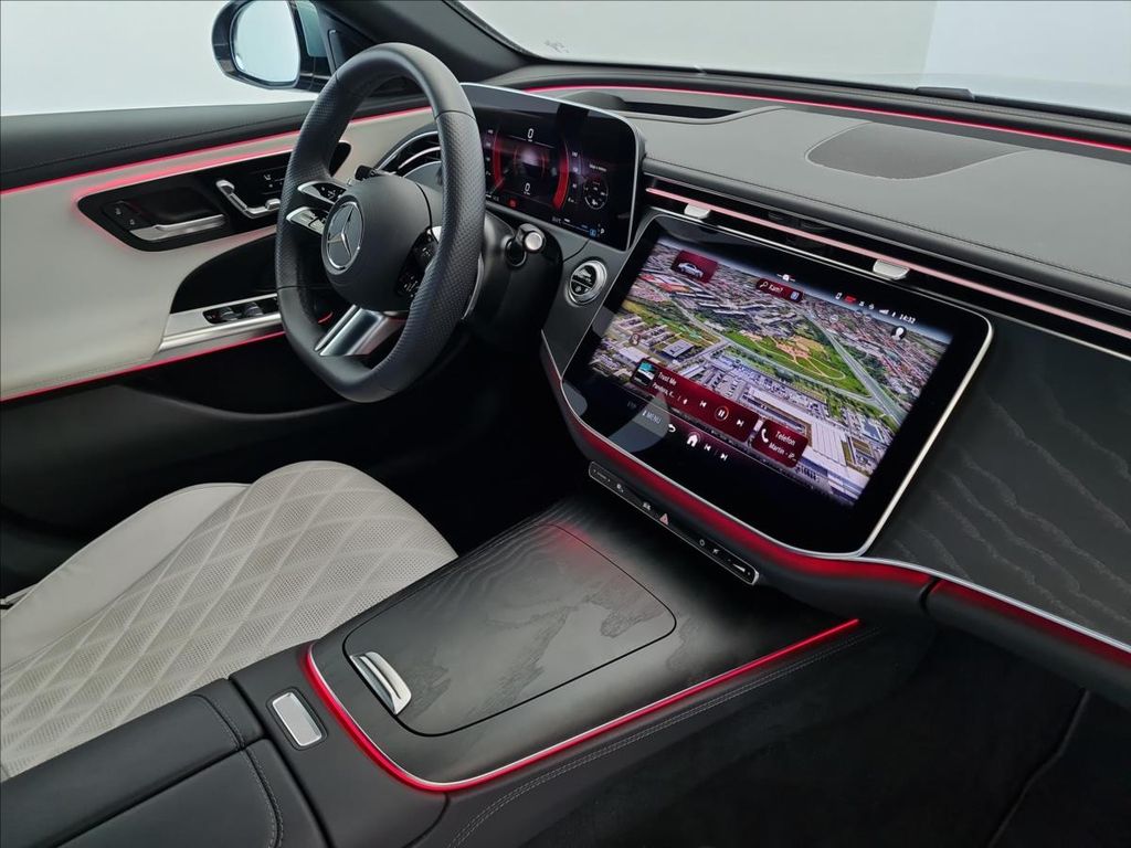 Mercedes-Benz E 220 2024