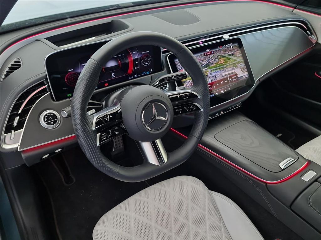 Mercedes-Benz E 220 2024