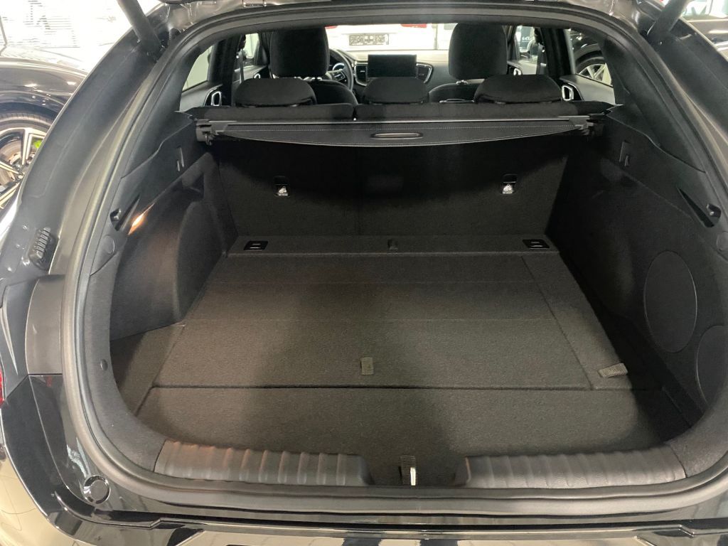 Kia pro cee'd / ProCeed