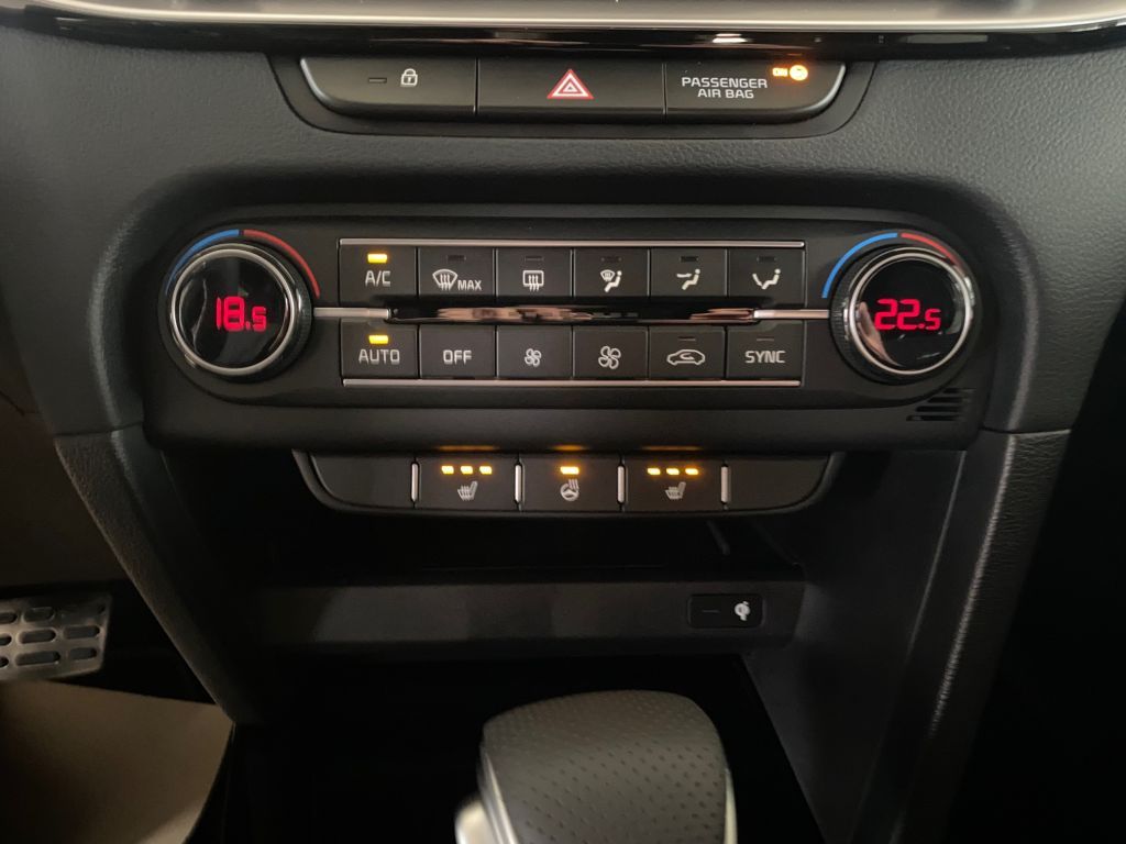 Kia pro cee'd / ProCeed