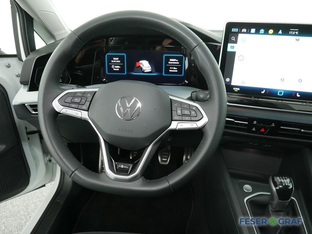 Volkswagen Golf 2024