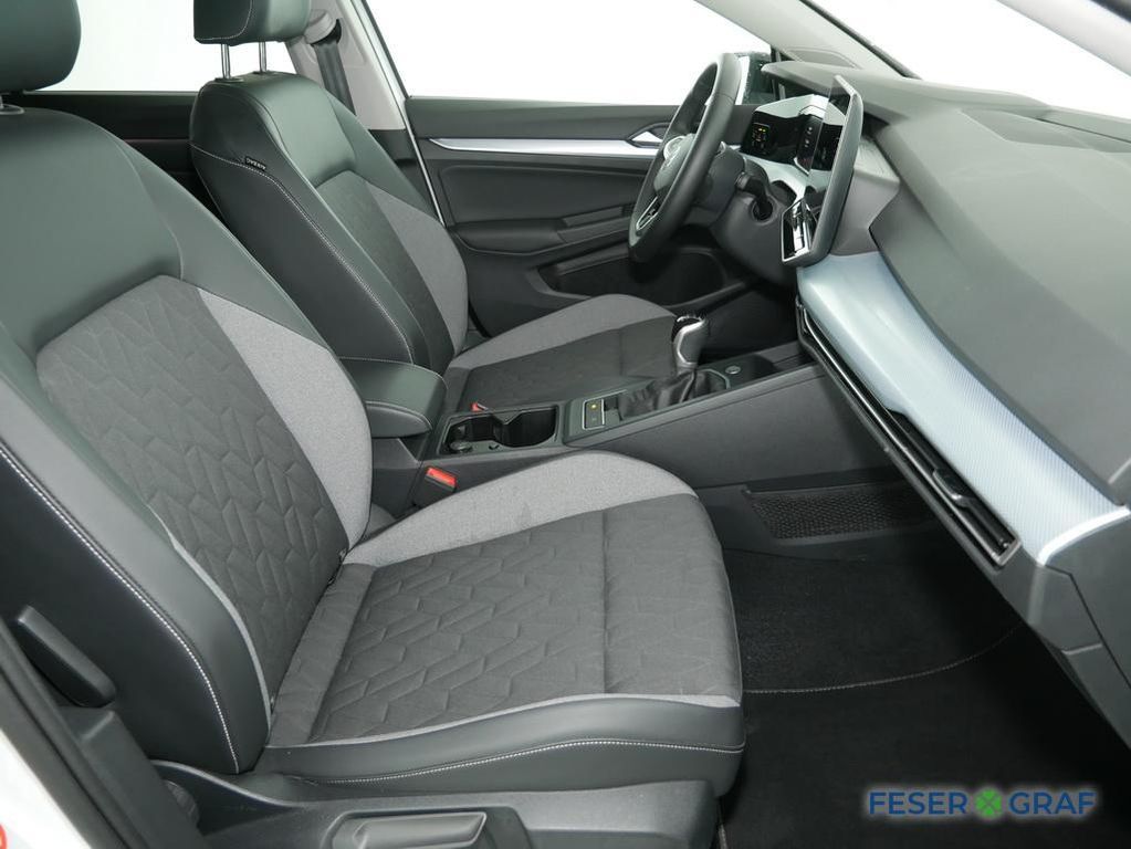 Volkswagen Golf 2024