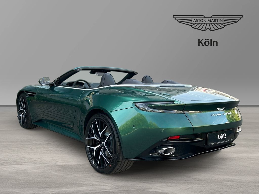 Aston Martin DB12