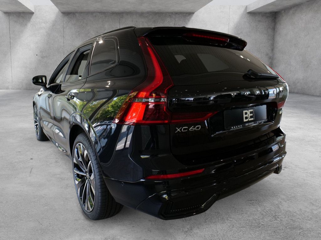 Volvo XC60 2025
