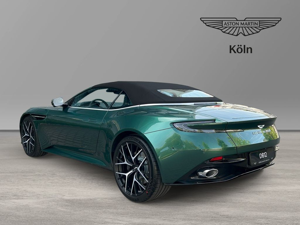 Aston Martin DB12
