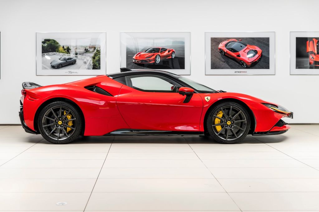 Ferrari SF90 2022