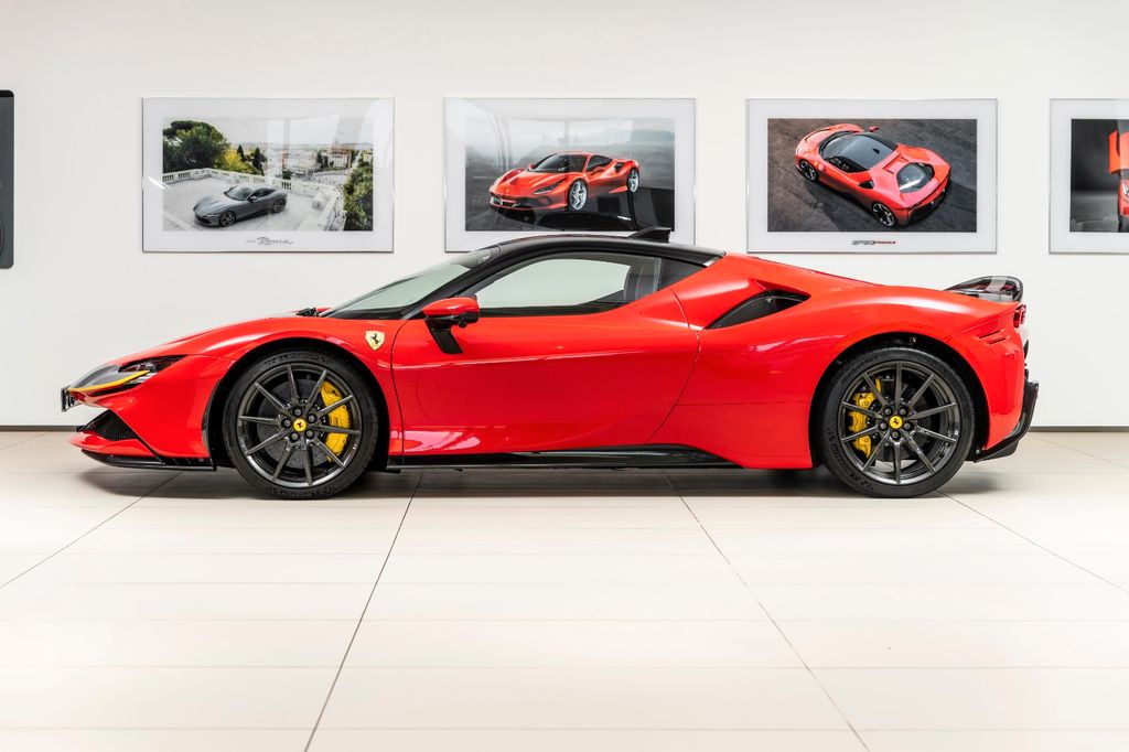 Ferrari SF90 2022