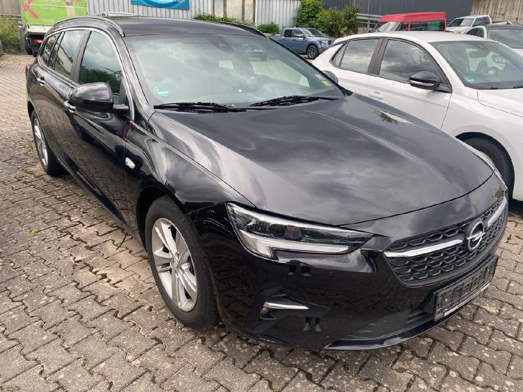 Opel Insignia 2021