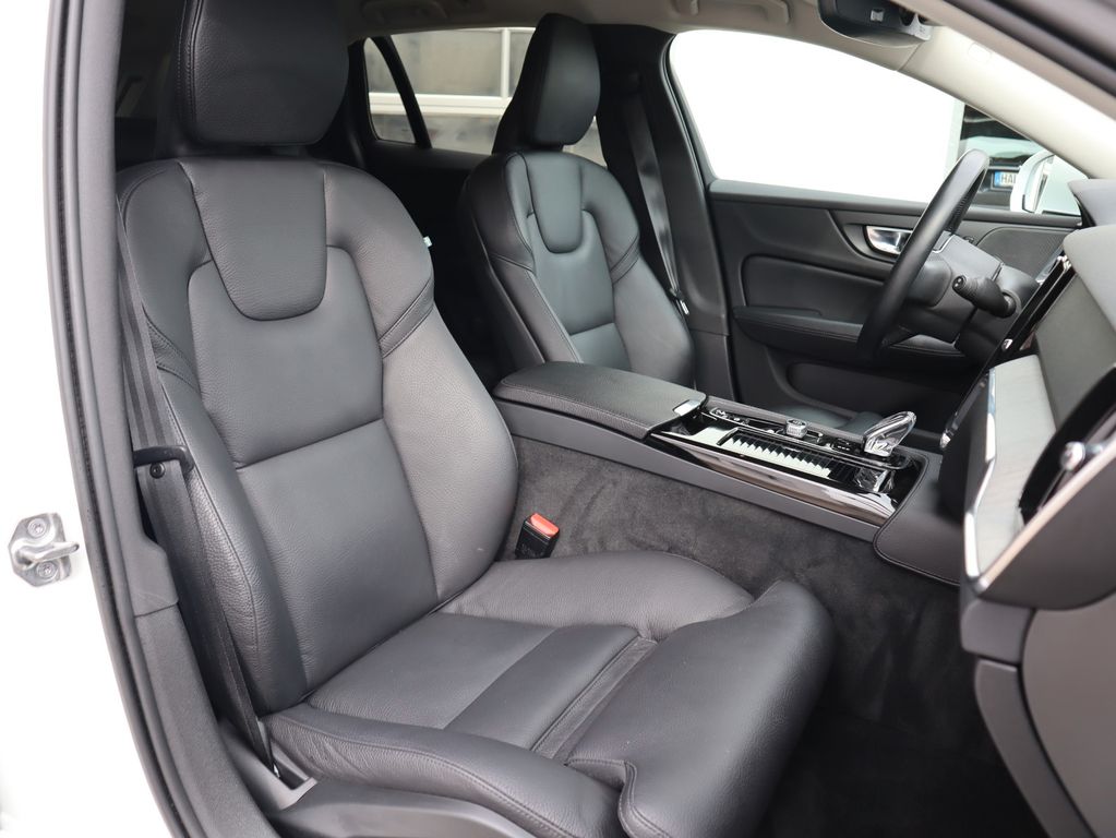 Volvo V60 2021