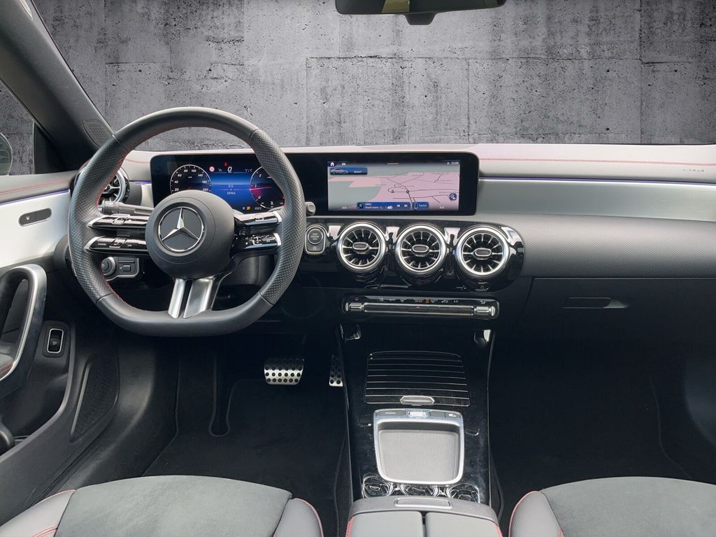 Mercedes-Benz CLA 200 2023