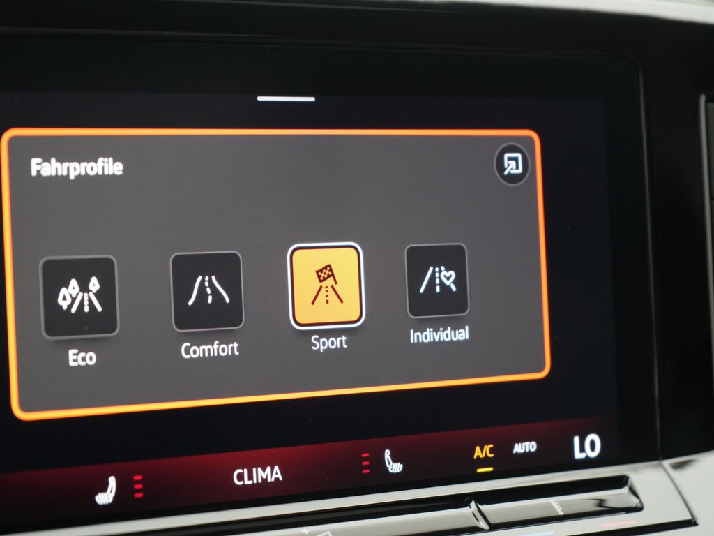 Volkswagen T7 Multivan 2025