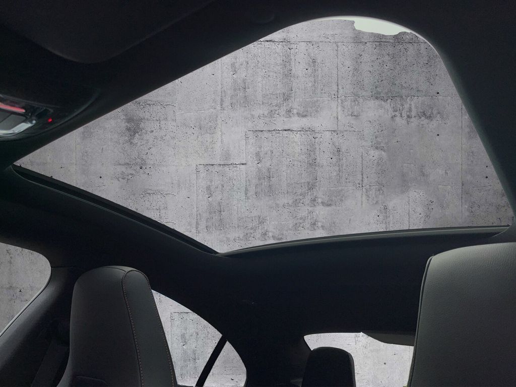 Mercedes-Benz CLA 200 2023