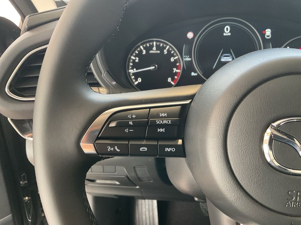Mazda CX-30 2025