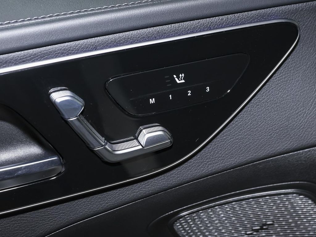 Mercedes-Benz C 200 2024