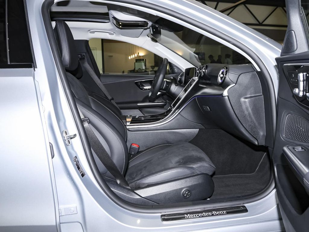 Mercedes-Benz C 200 2024