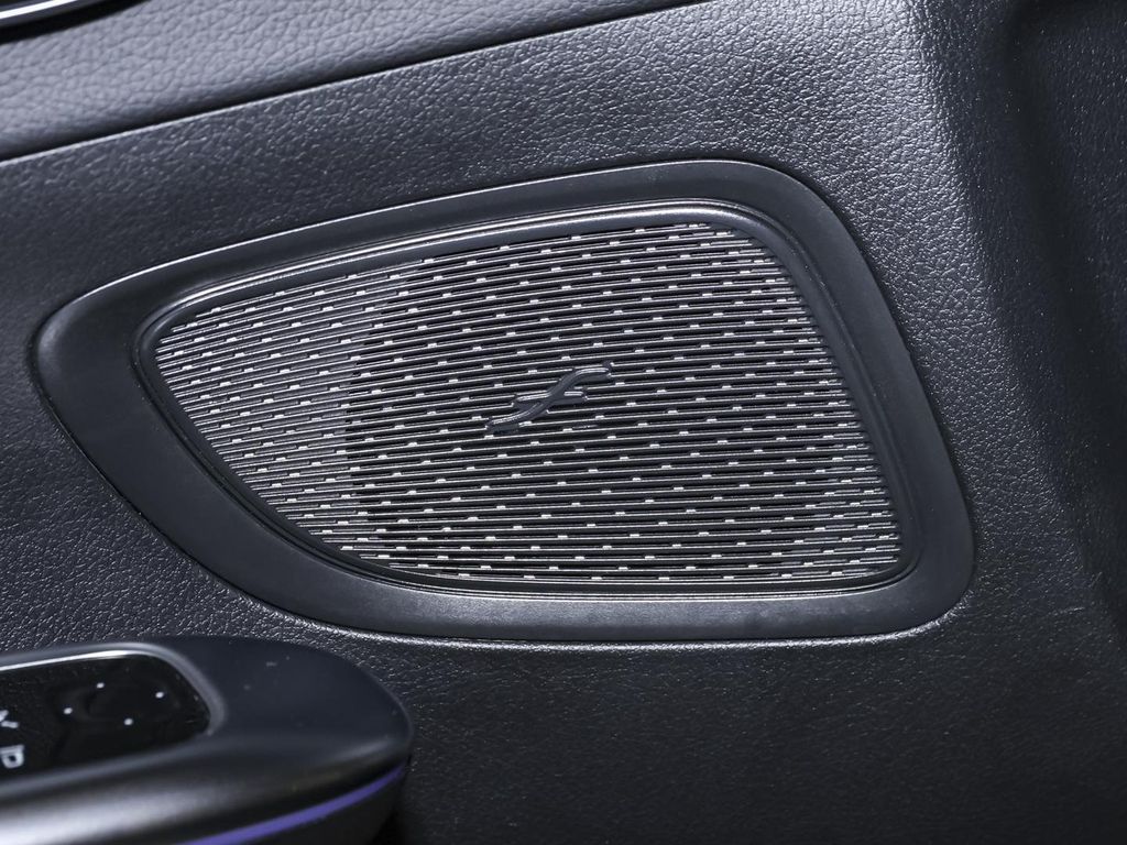 Mercedes-Benz C 200 2024