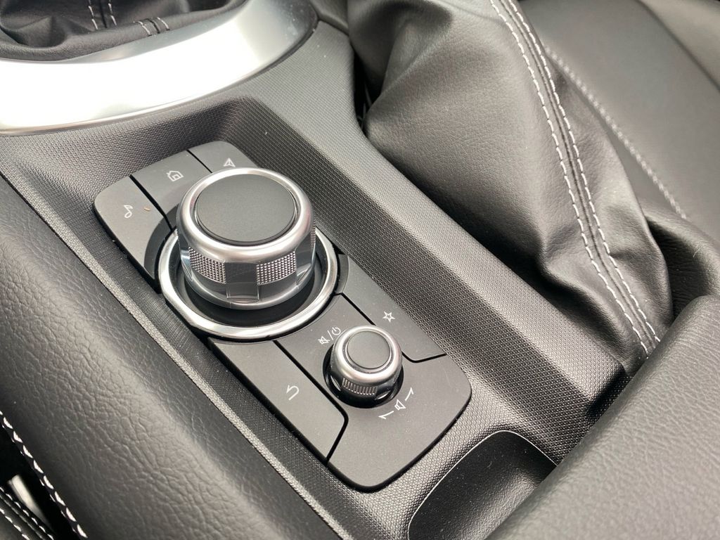 Mazda MX-5 2025