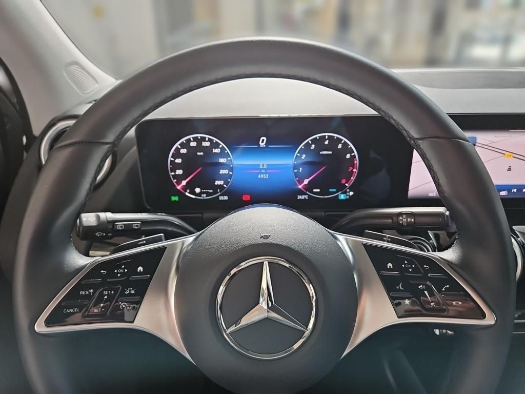 Mercedes-Benz GLA 220 2024