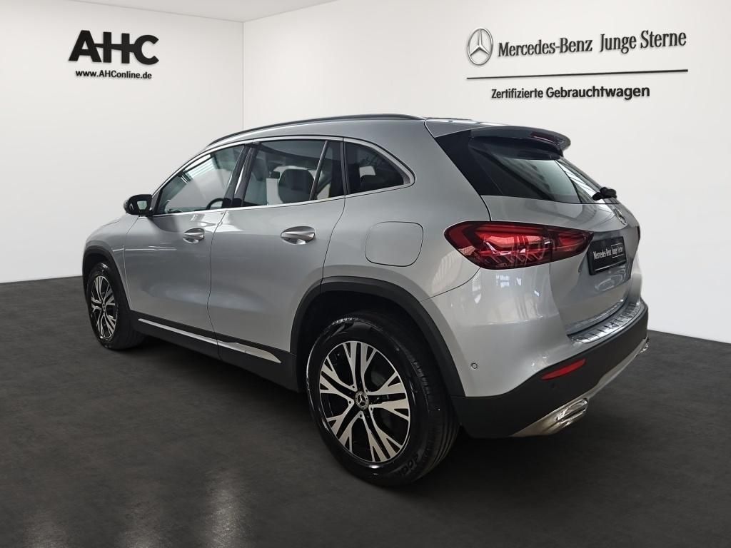 Mercedes-Benz GLA 220 2024