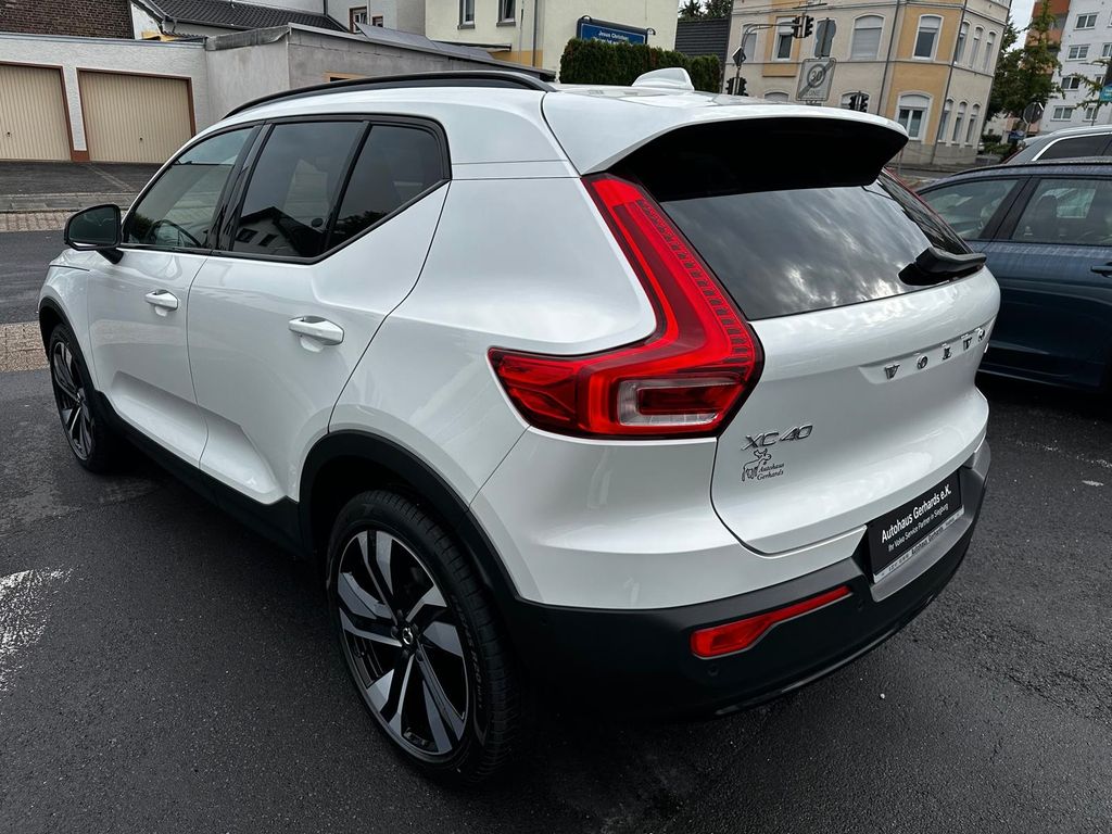 Volvo XC40 2024