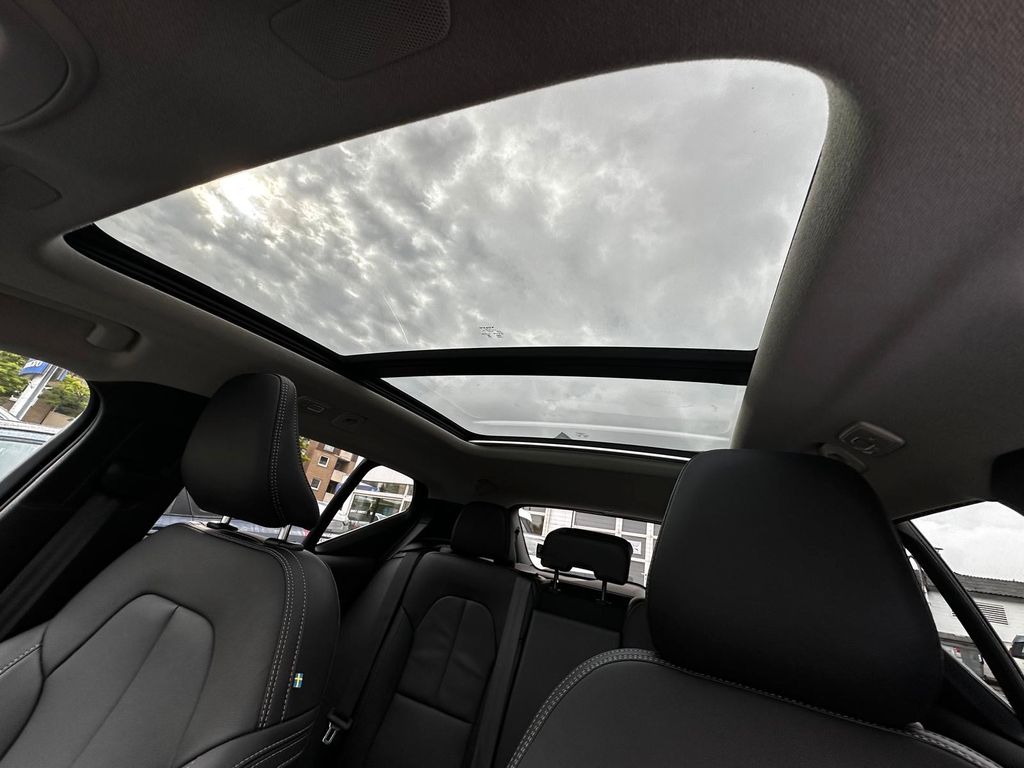 Volvo XC40 2024