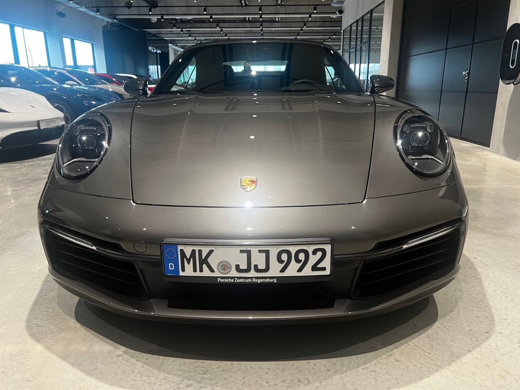 Porsche 992 2022
