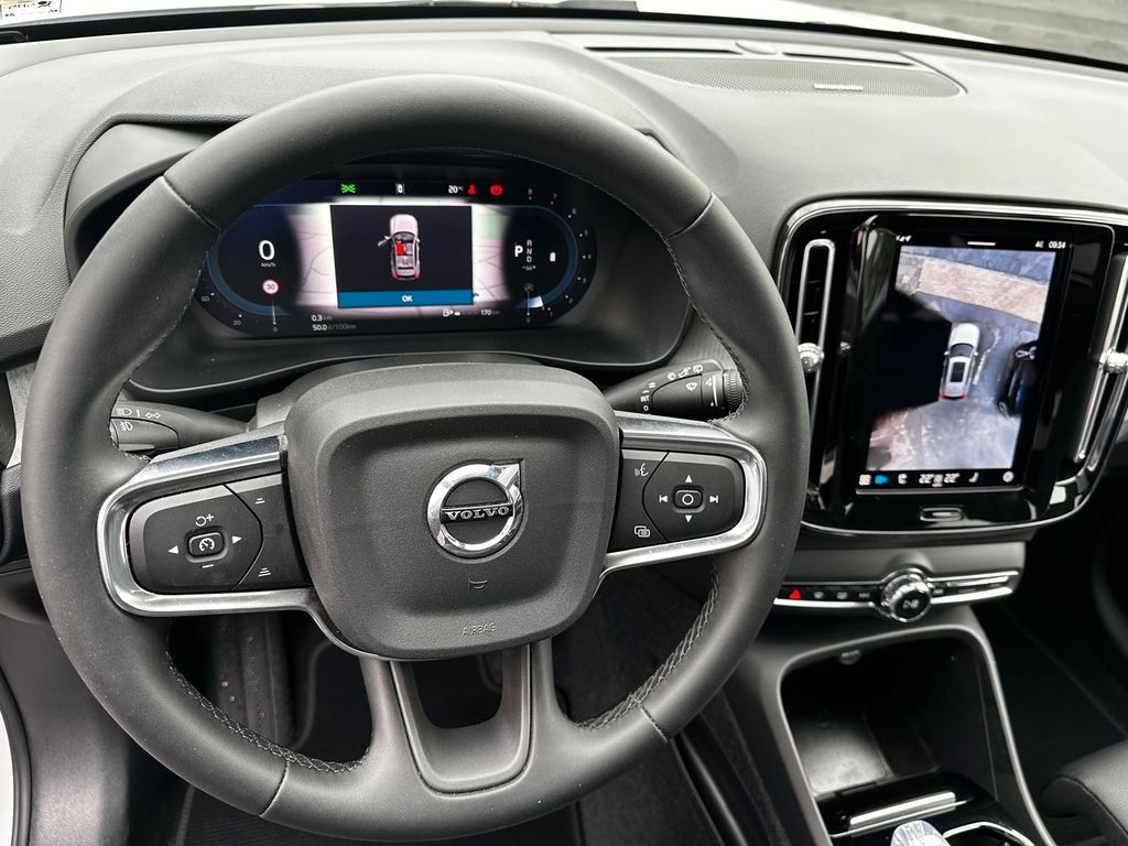 Volvo XC40 2024