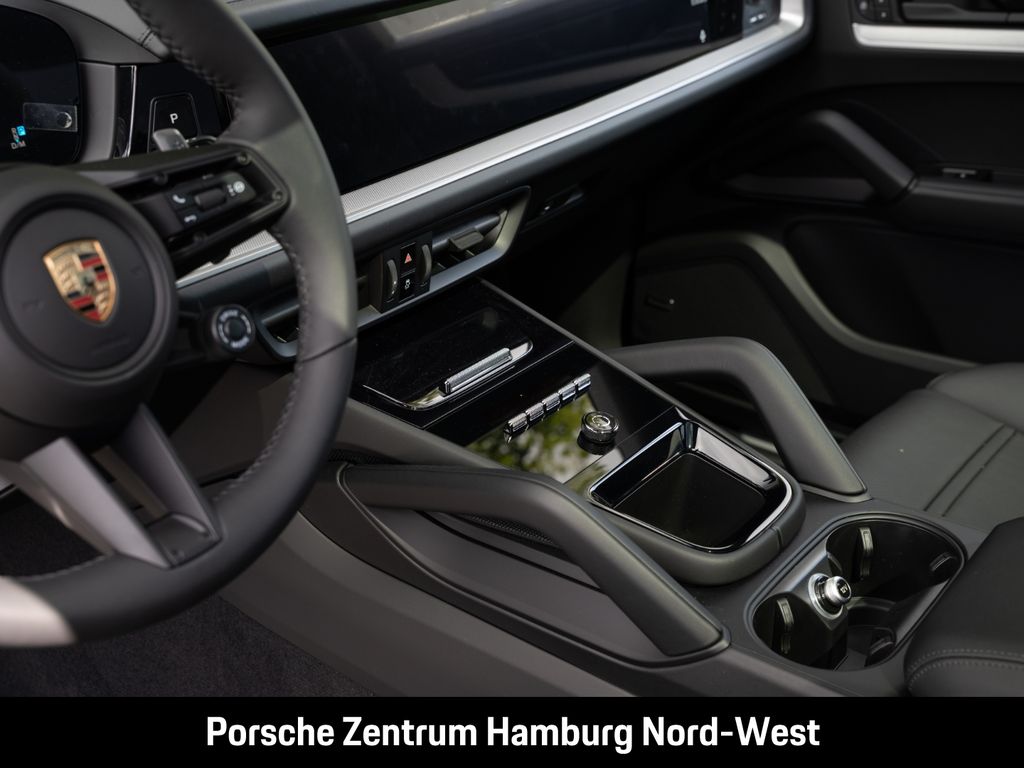 Porsche Cayenne 2025