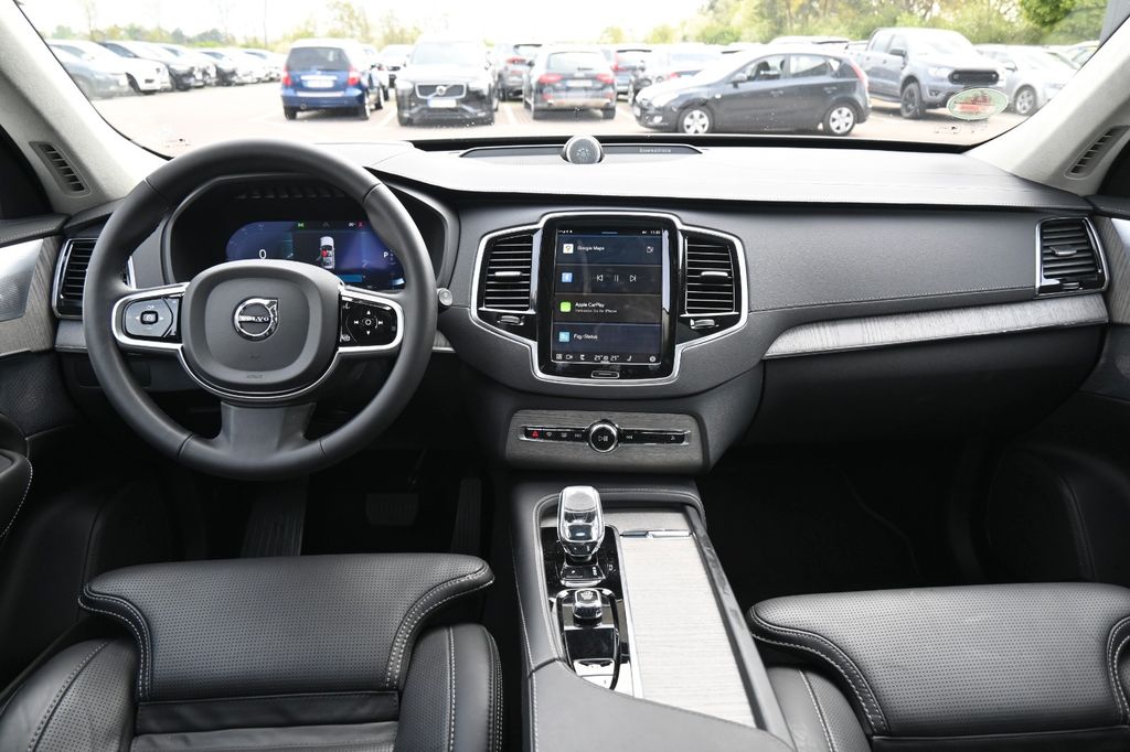Volvo XC90 2024