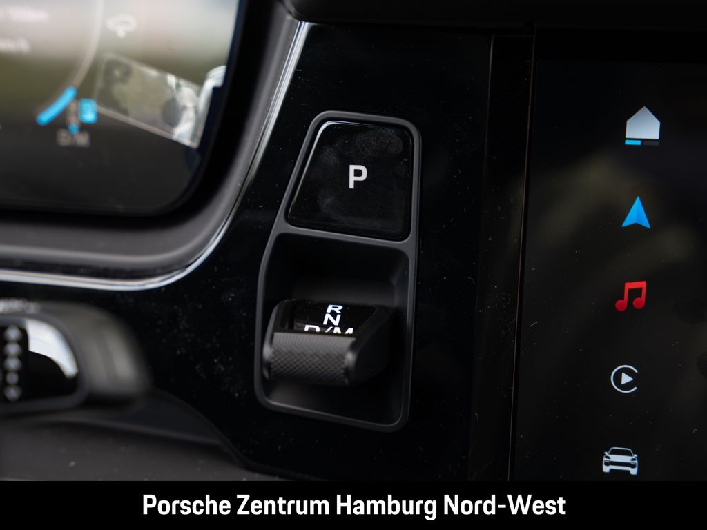 Porsche Cayenne 2025