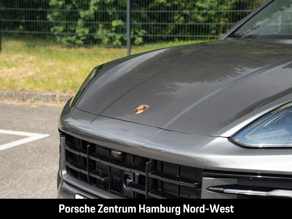 Porsche Cayenne 2025