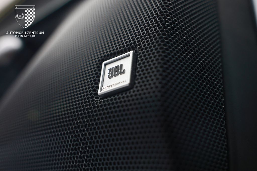 Ferrari 296 GTS 2023