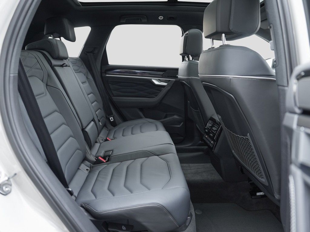 Volkswagen Touareg 2025