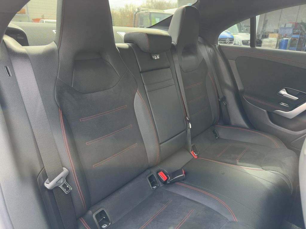 Mercedes-Benz CLA 220 2024