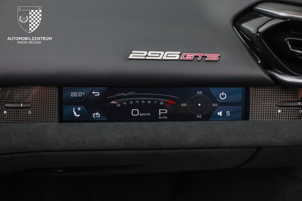 Ferrari 296 GTS 2023