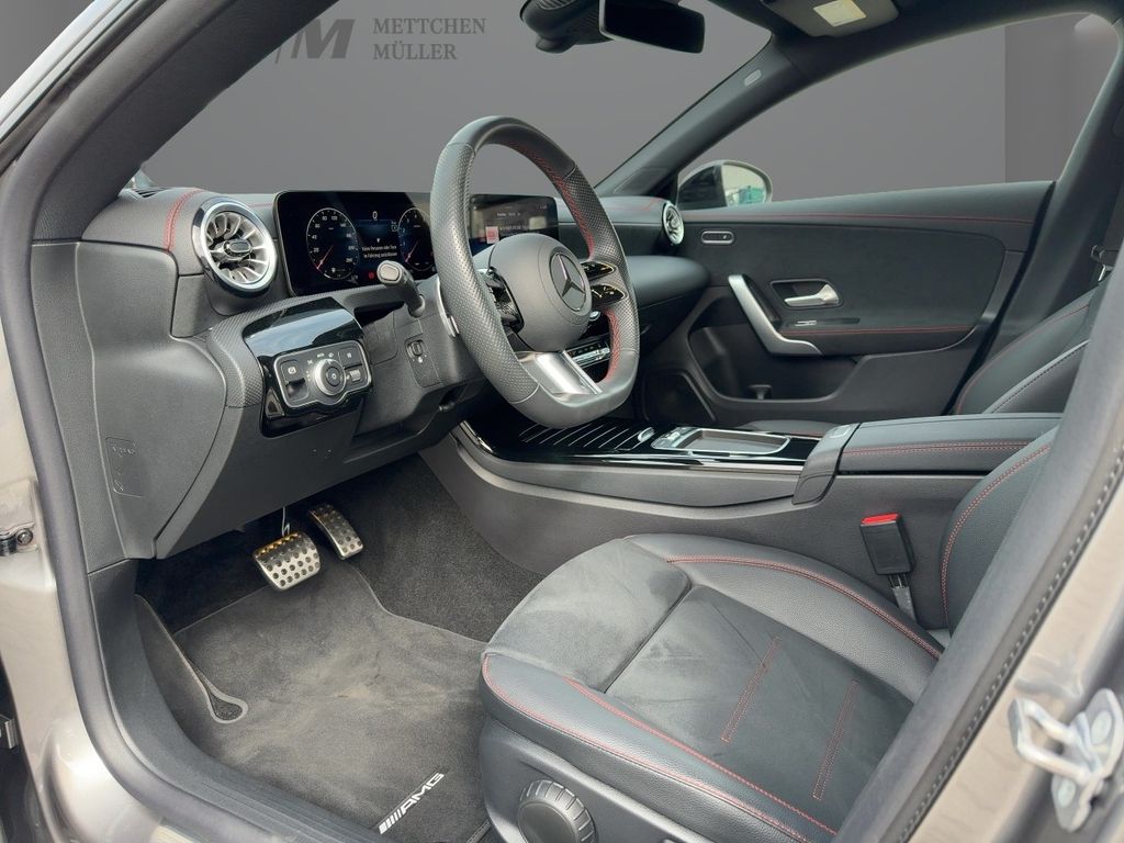 Mercedes-Benz CLA 220 2024