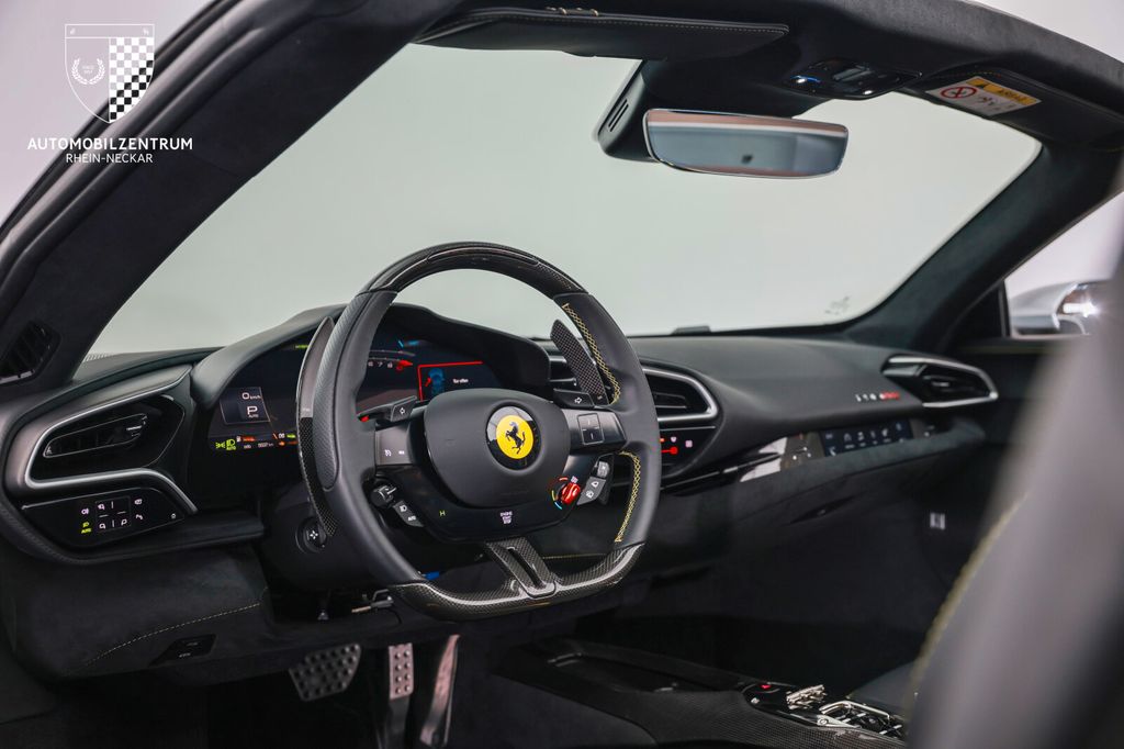 Ferrari 296 GTS 2023