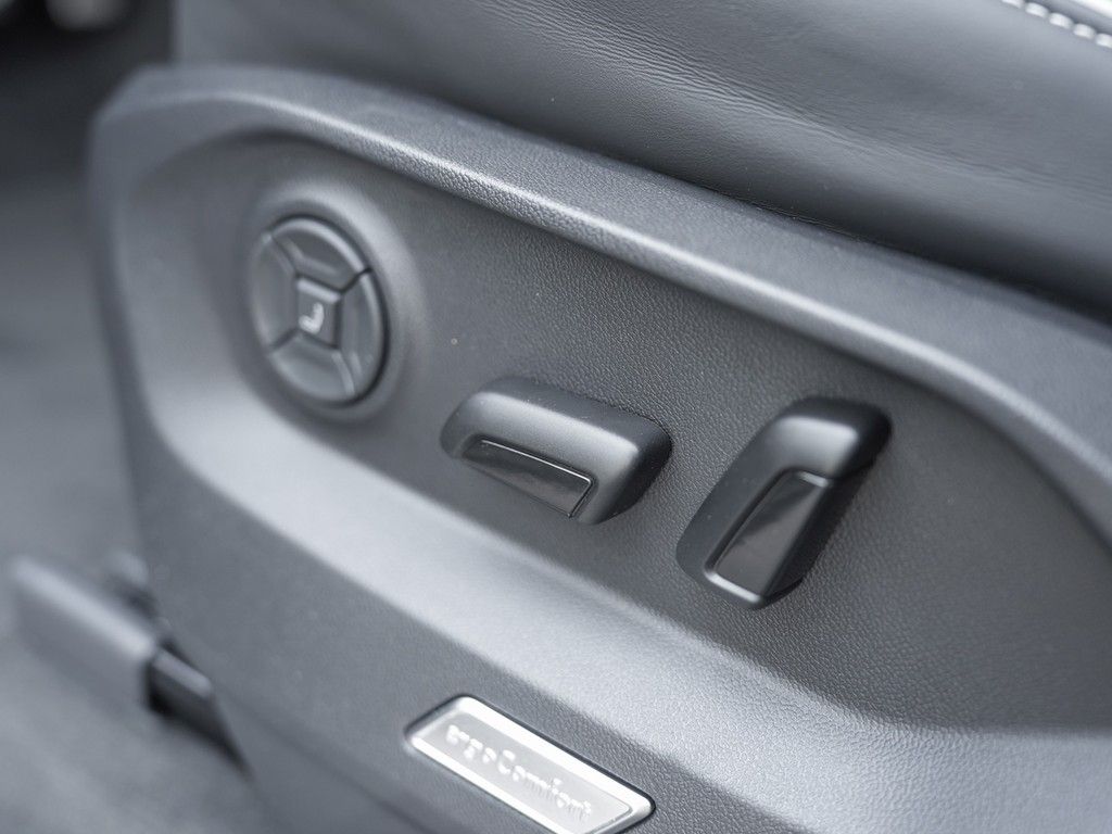 Volkswagen Touareg 2025