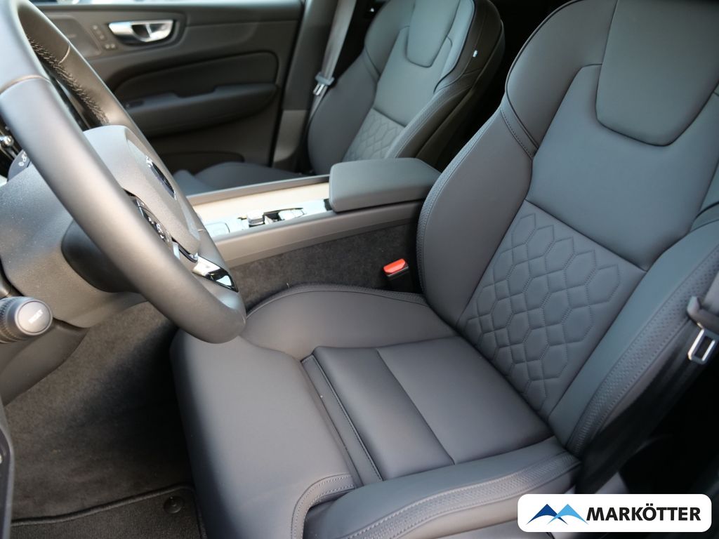 Volvo XC60 2025