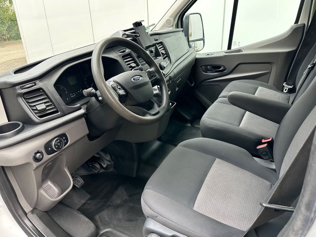 Ford Transit 2021