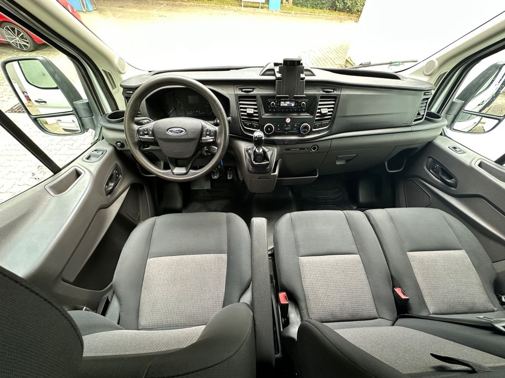 Ford Transit 2021