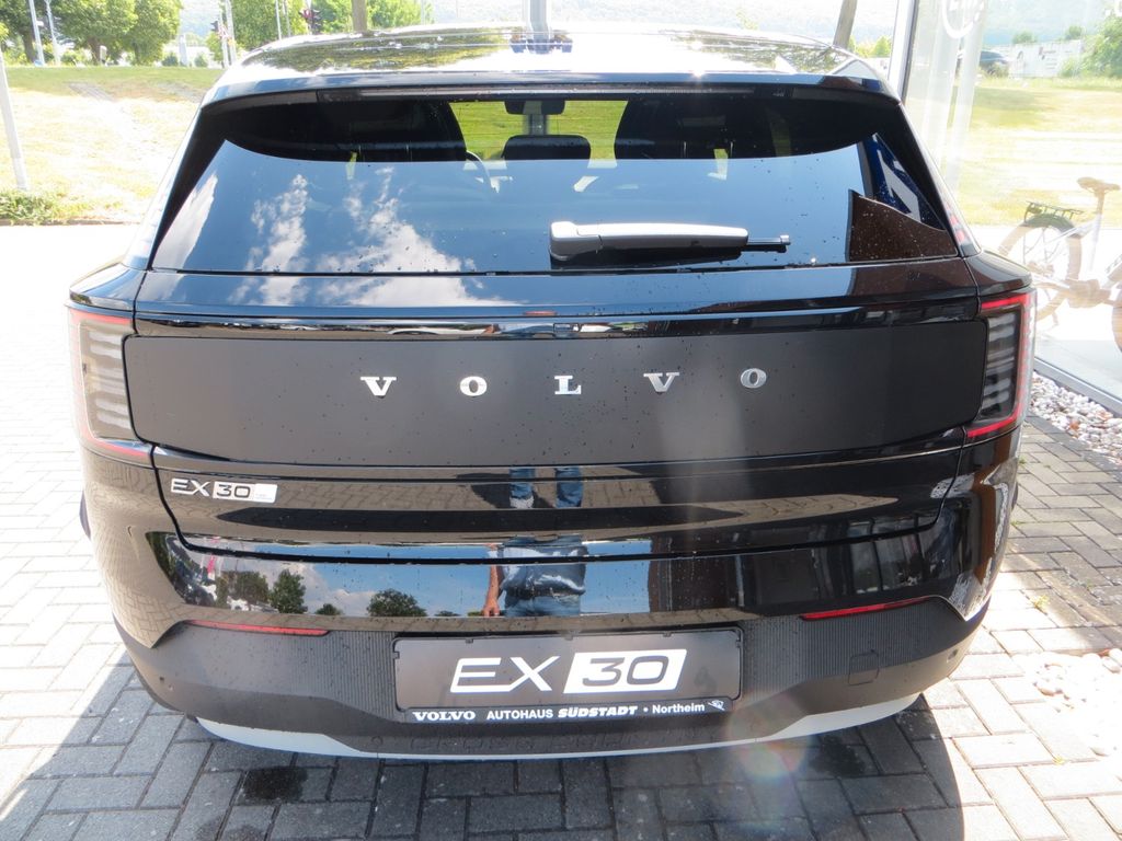 Volvo EX30 2025