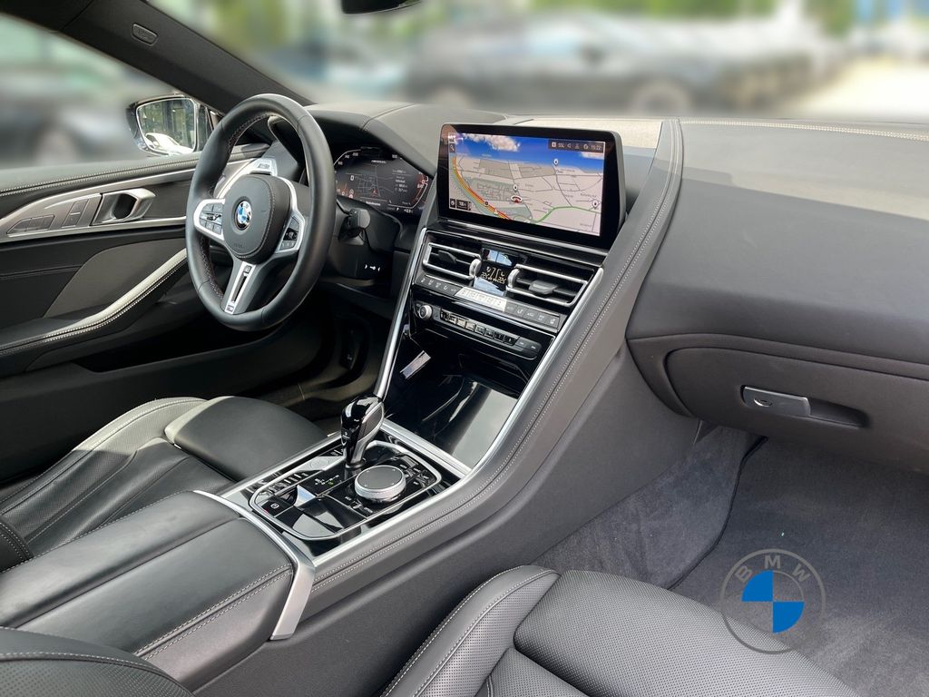 BMW M850 2024