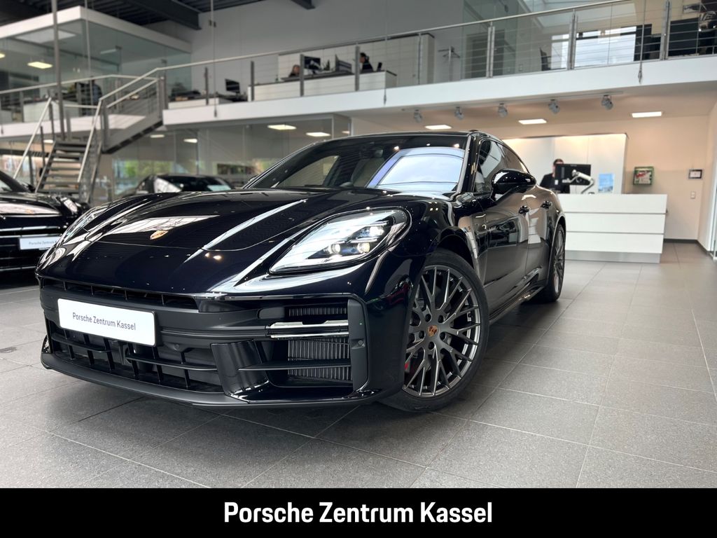 Porsche Panamera 2025