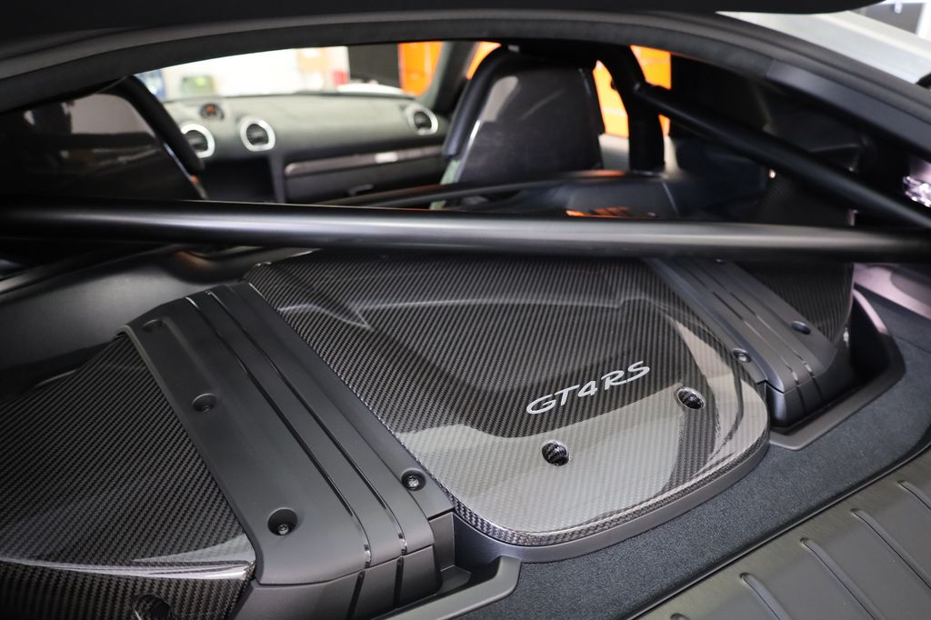 Porsche Cayman 2025