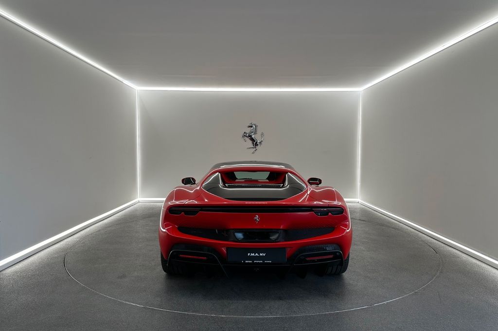 Ferrari 296 GTS 2025