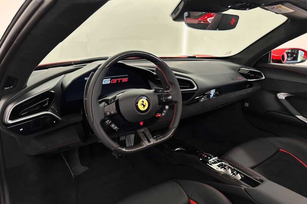 Ferrari 296 GTS 2025