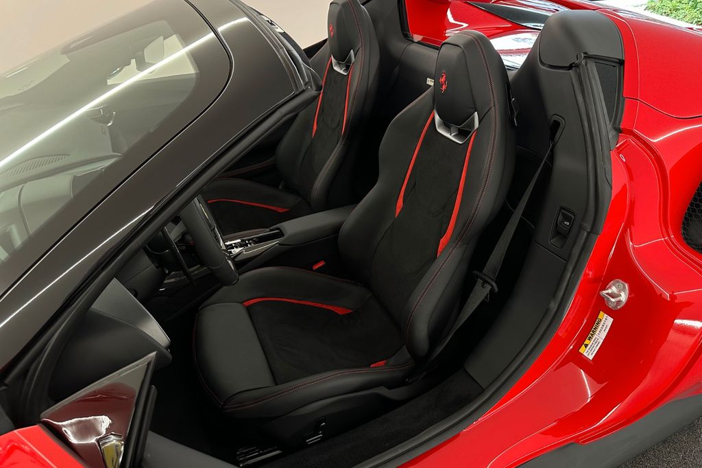 Ferrari 296 GTS 2025