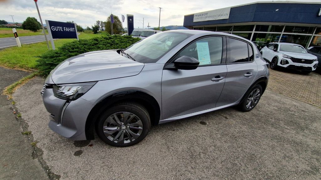Peugeot e-208 2023