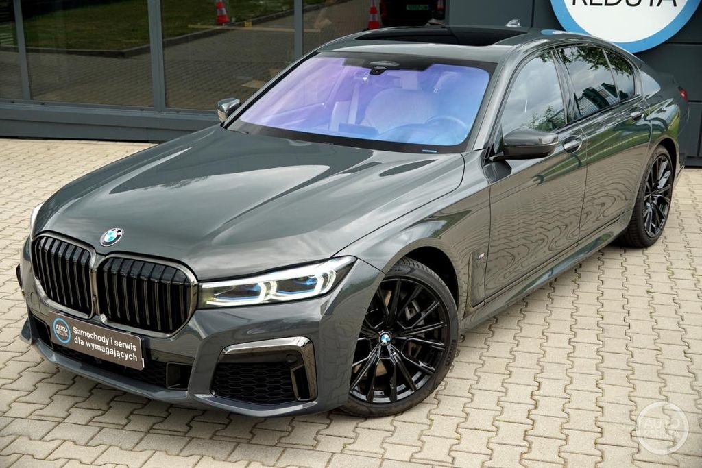 BMW 750 2019